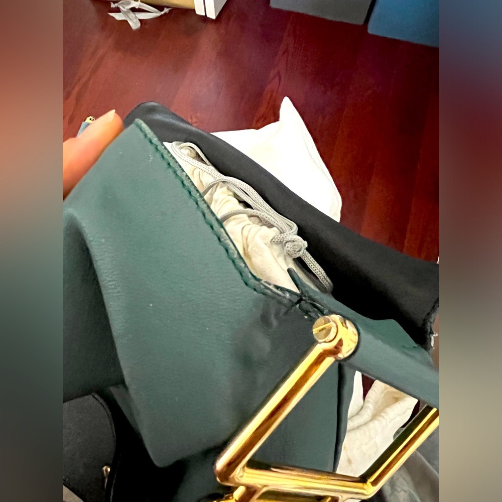 Authentic Chloe leather shoulder bag and crossbody - Picture 8 of 14
